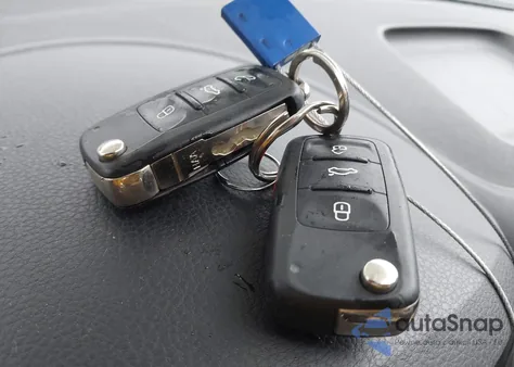 2016 Volkswagen Tiguan Se z USA, uszkodzony, nr VIN WVGAV7AX6GW602771